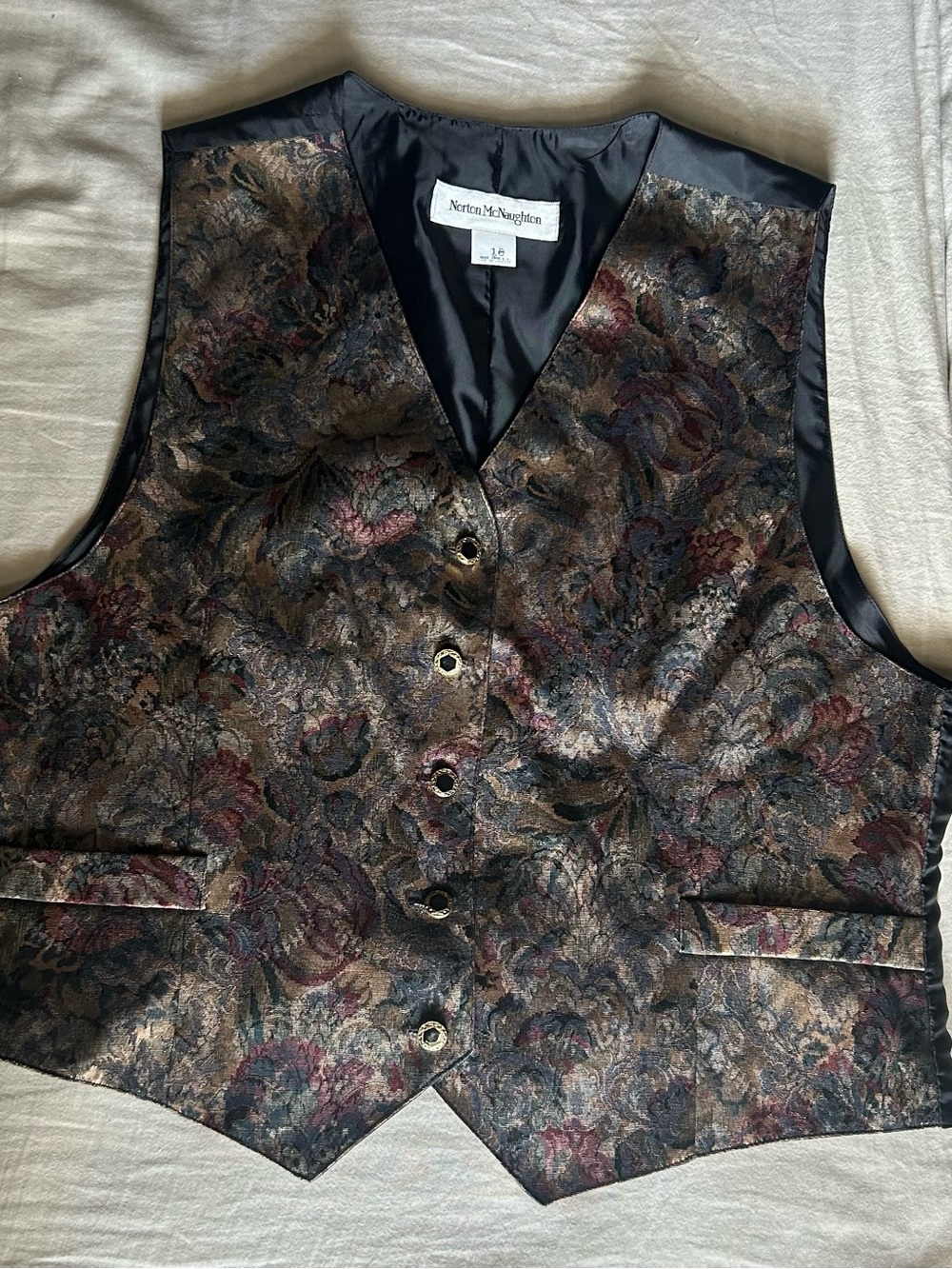 Norton McNaughton Women's Brocade Floral Vest - Black, Burgundy, Gold